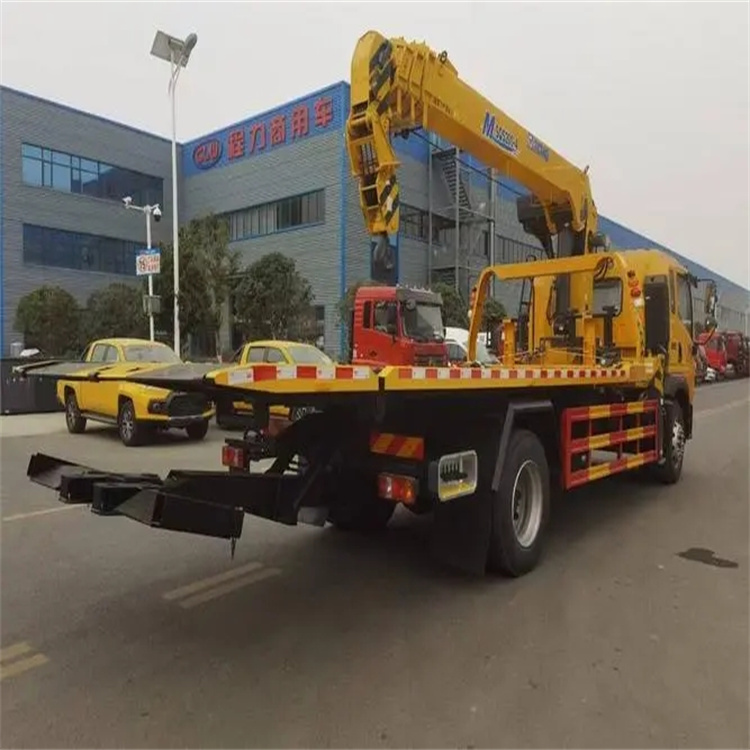 高明附近小随车吊出租电话，轻松解决搬运烦恼