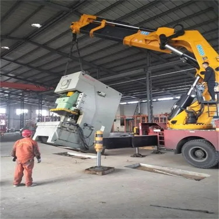 高明80吨折臂吊车出租附近电话