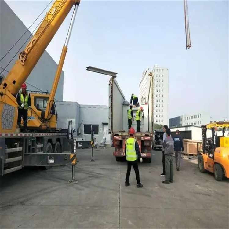 高明如何找到附近的吊车救援服务