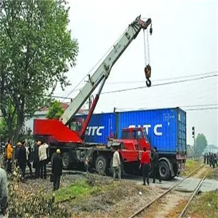 高明如何快速找到附近的吊车救援公司