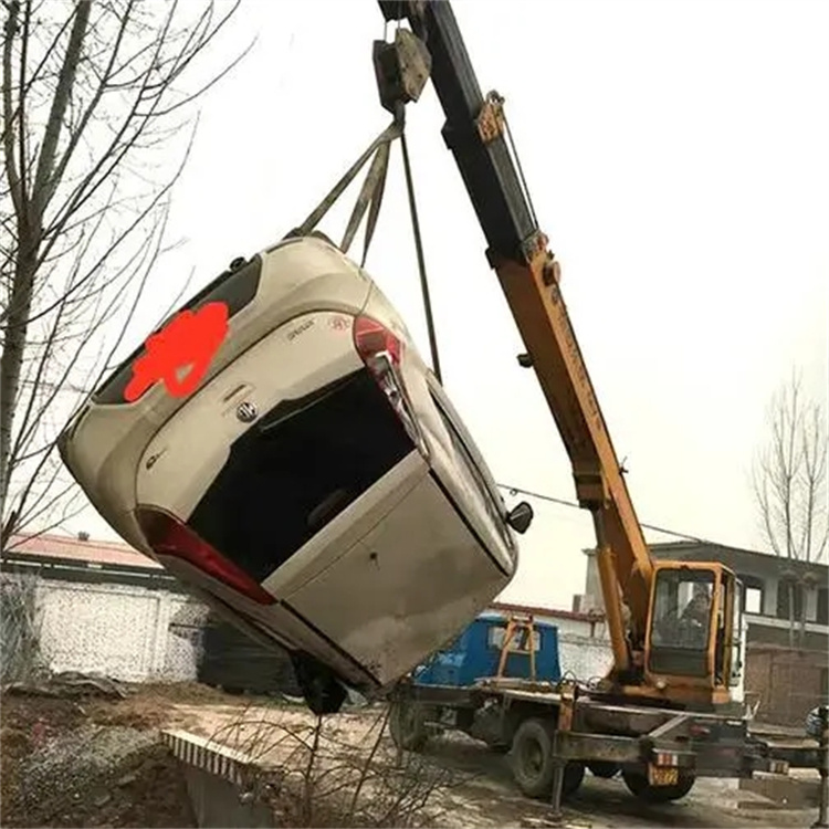 高明随时待命，吊车24小时道路救援服务全解析